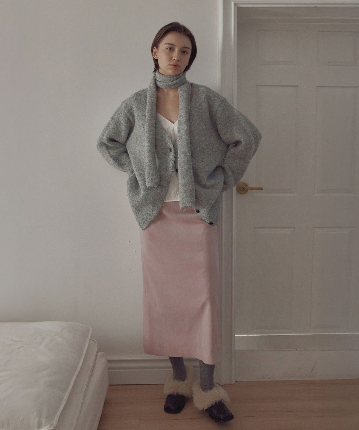 포에트서울(POETSEOUL) velour long skirt_light pink
