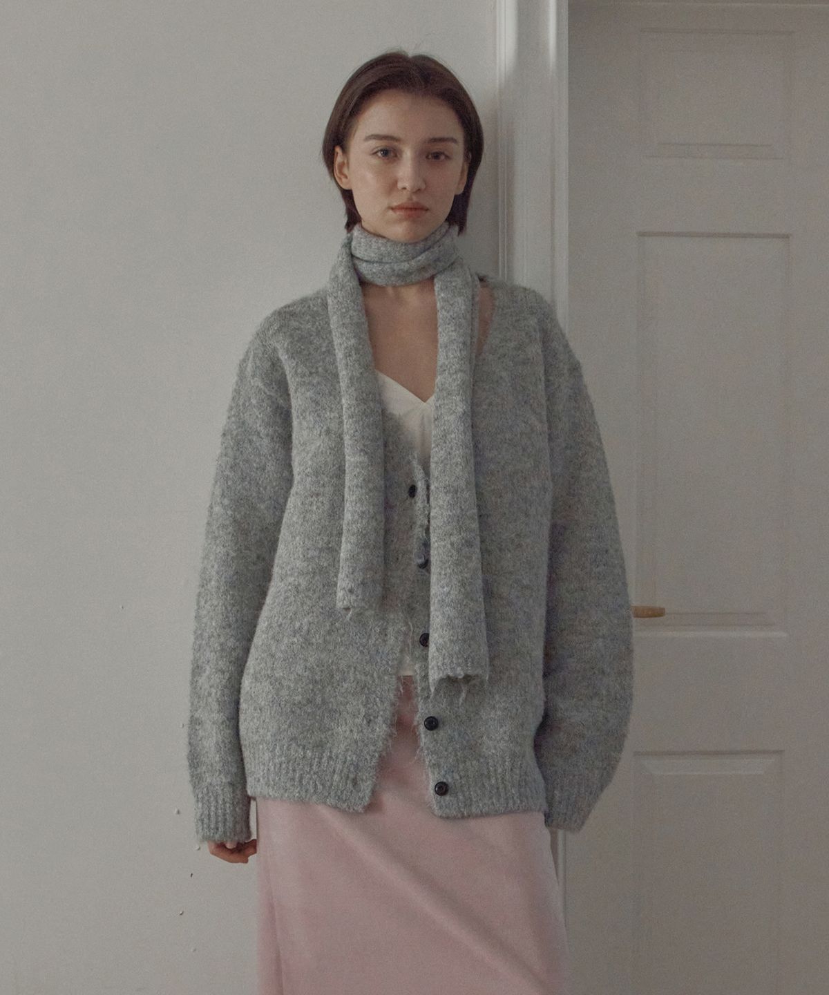 포에트서울(POETSEOUL) hairy over cardigan_light gray
