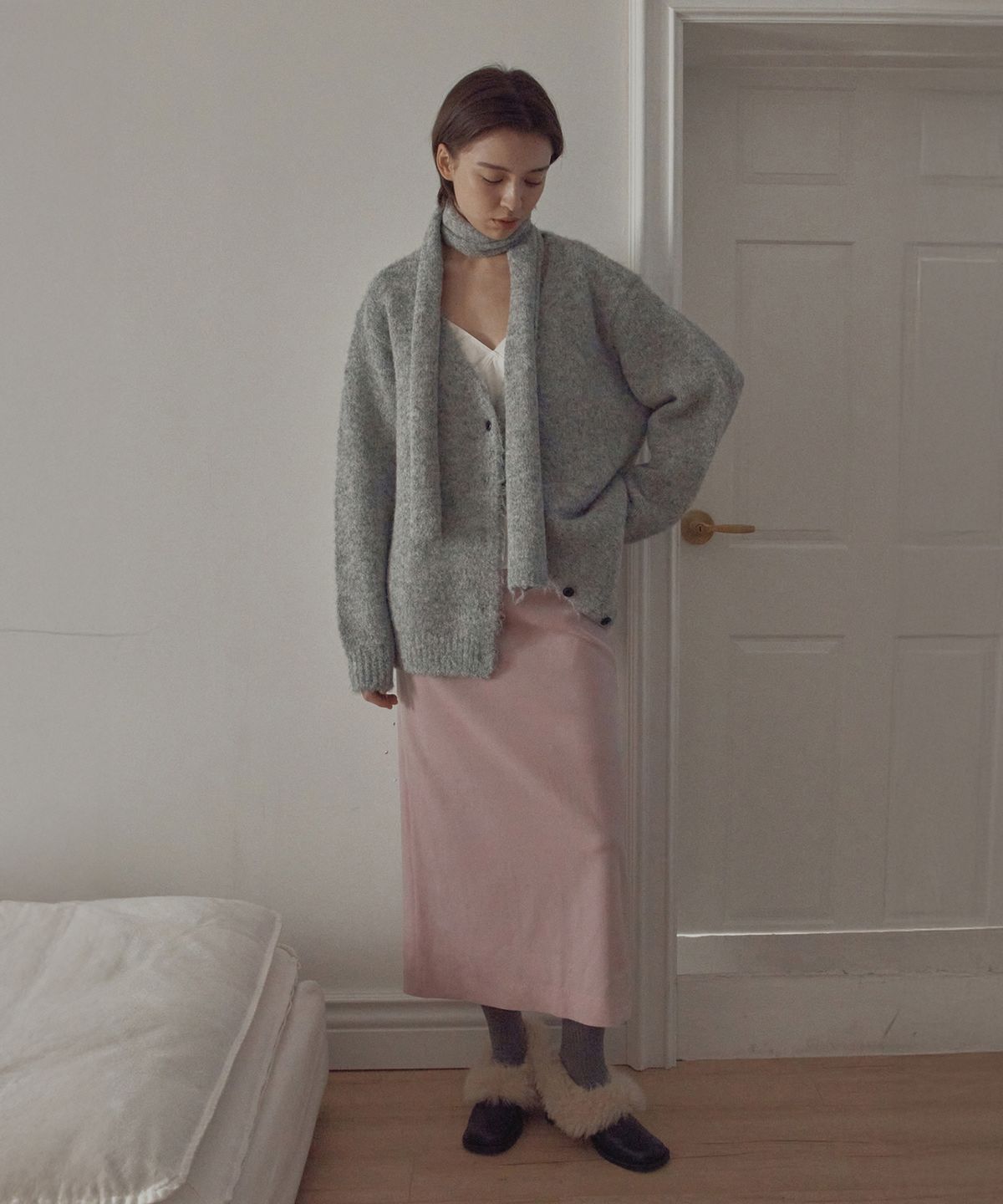 포에트서울(POETSEOUL) hairy over cardigan_light gray