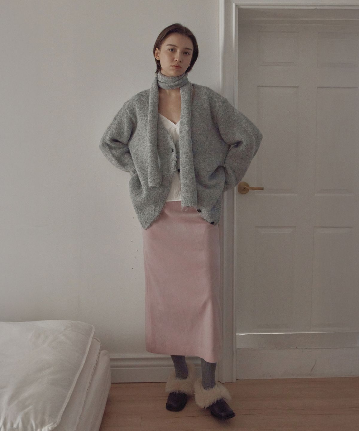 포에트서울(POETSEOUL) hairy over cardigan_light gray