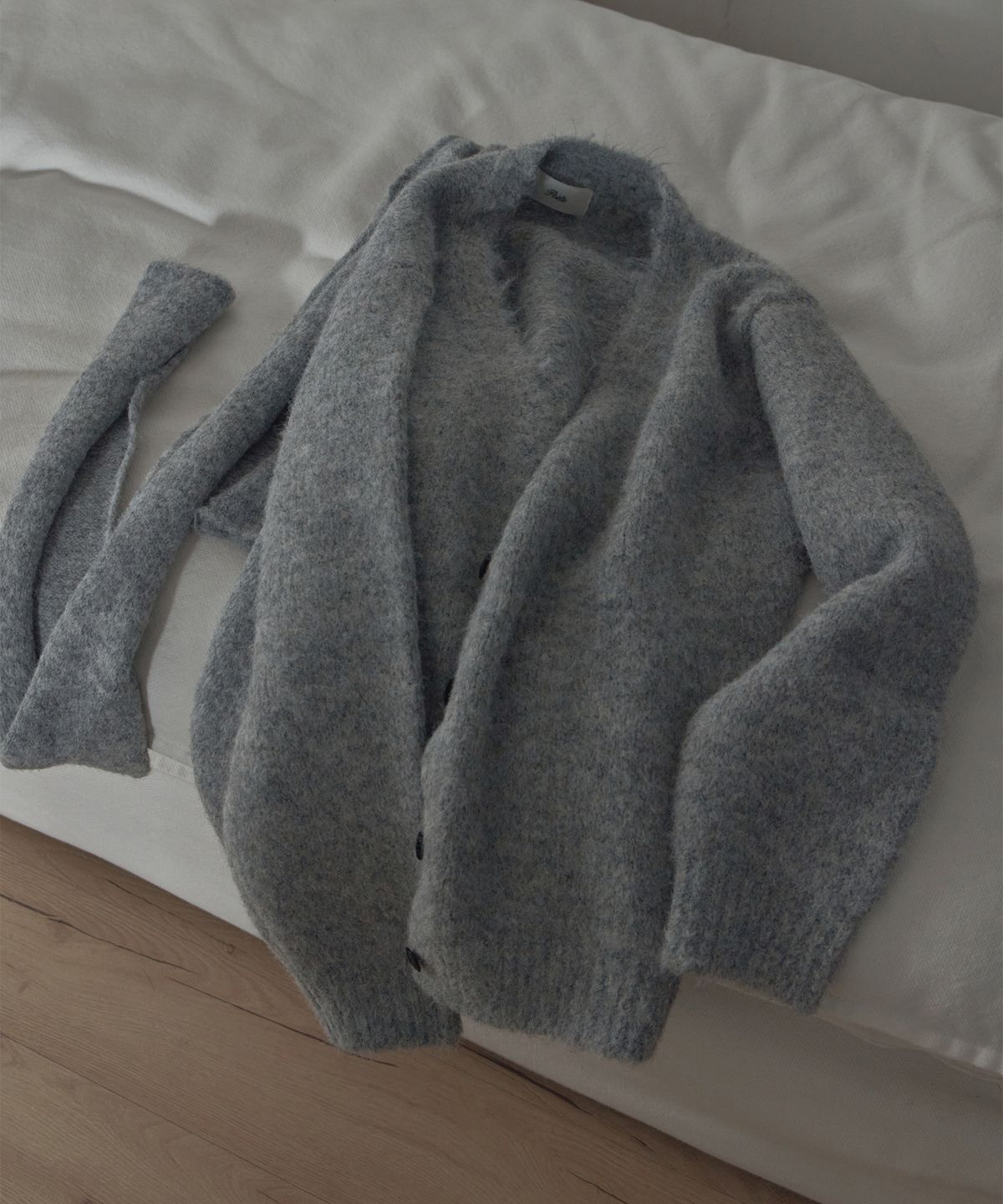 포에트서울(POETSEOUL) hairy over cardigan_light gray