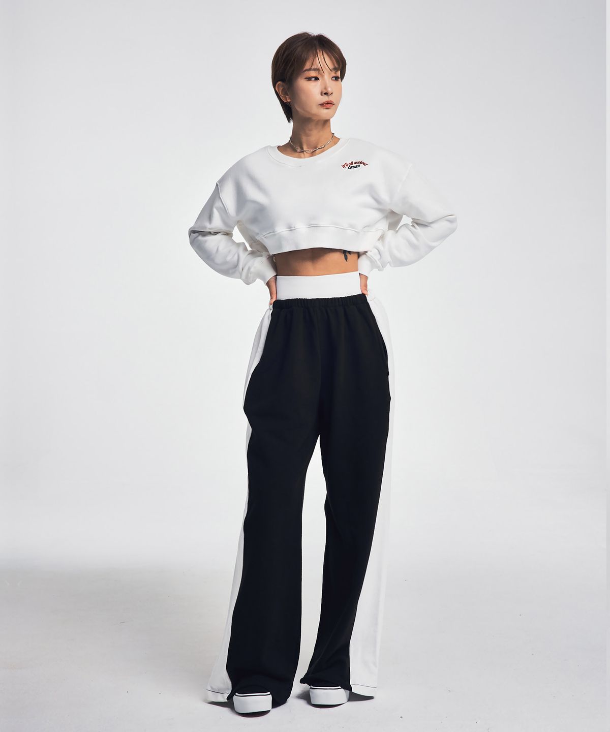 크러쉬 스타일(CRUSHST) 페이크 레깅스  와이드 스웻팬츠 블랙화이트