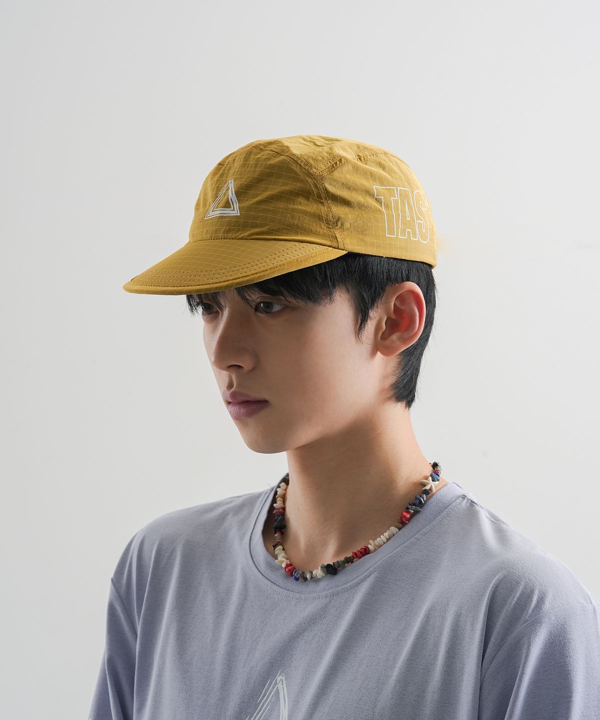 디아더생츄어리(THEATHERSANCTUARY) 나일론 립 체크 러닝 캡 (옐로우)