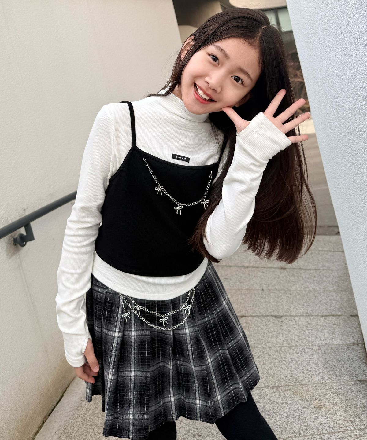 티미유(TMIU) 레이어드 반넥 티셔츠
