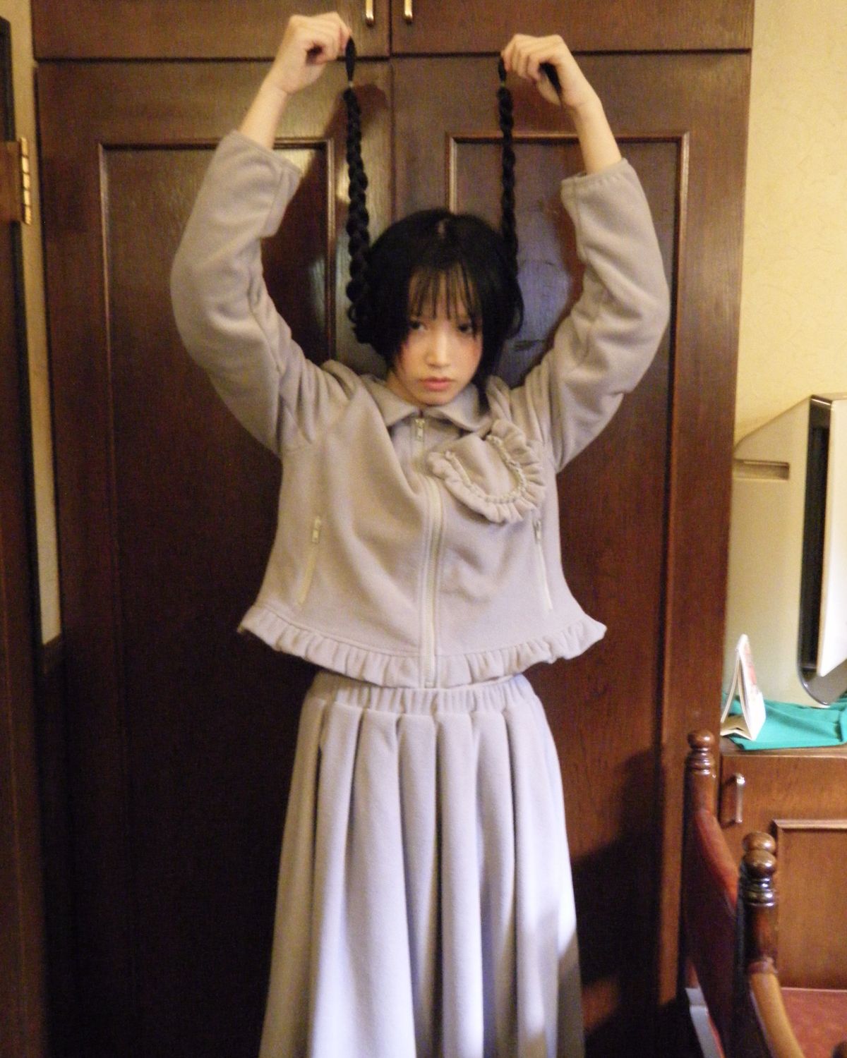 로액슈얼(LO AXUAL) FLEECE FRILL POCKET JACKET_MELANGE GREY