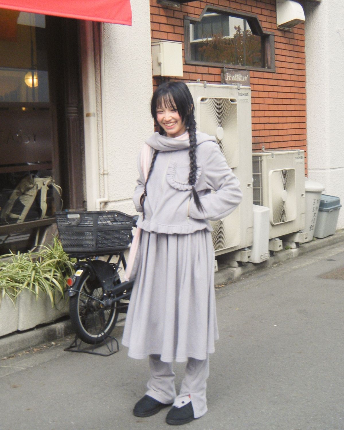 로액슈얼(LO AXUAL) FLEECE FRILL POCKET JACKET_MELANGE GREY