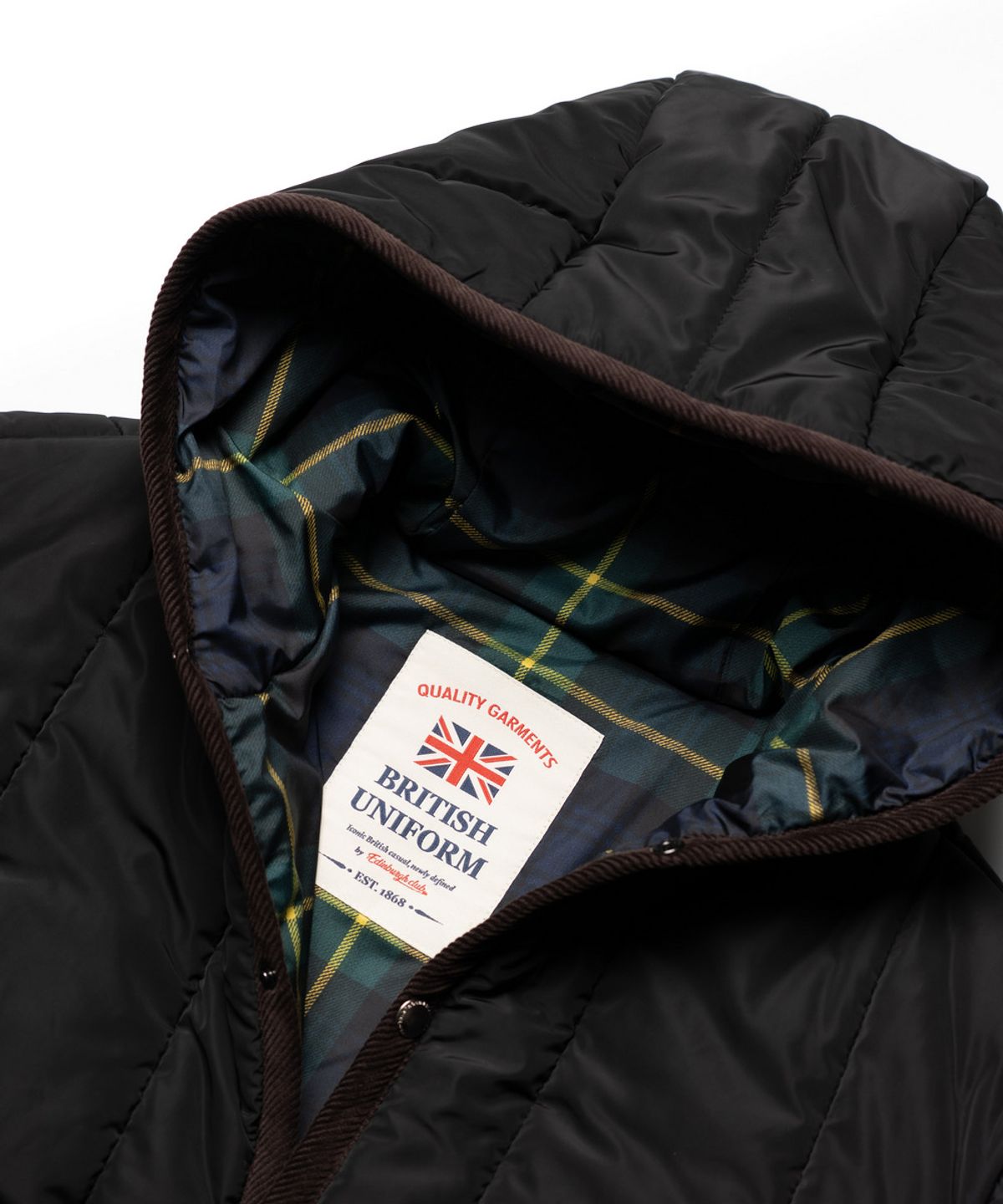 에든버러클럽(EDINBURGH CLUB) HOODED VERTICAL QUILTED MID JUMPER [BLACK]