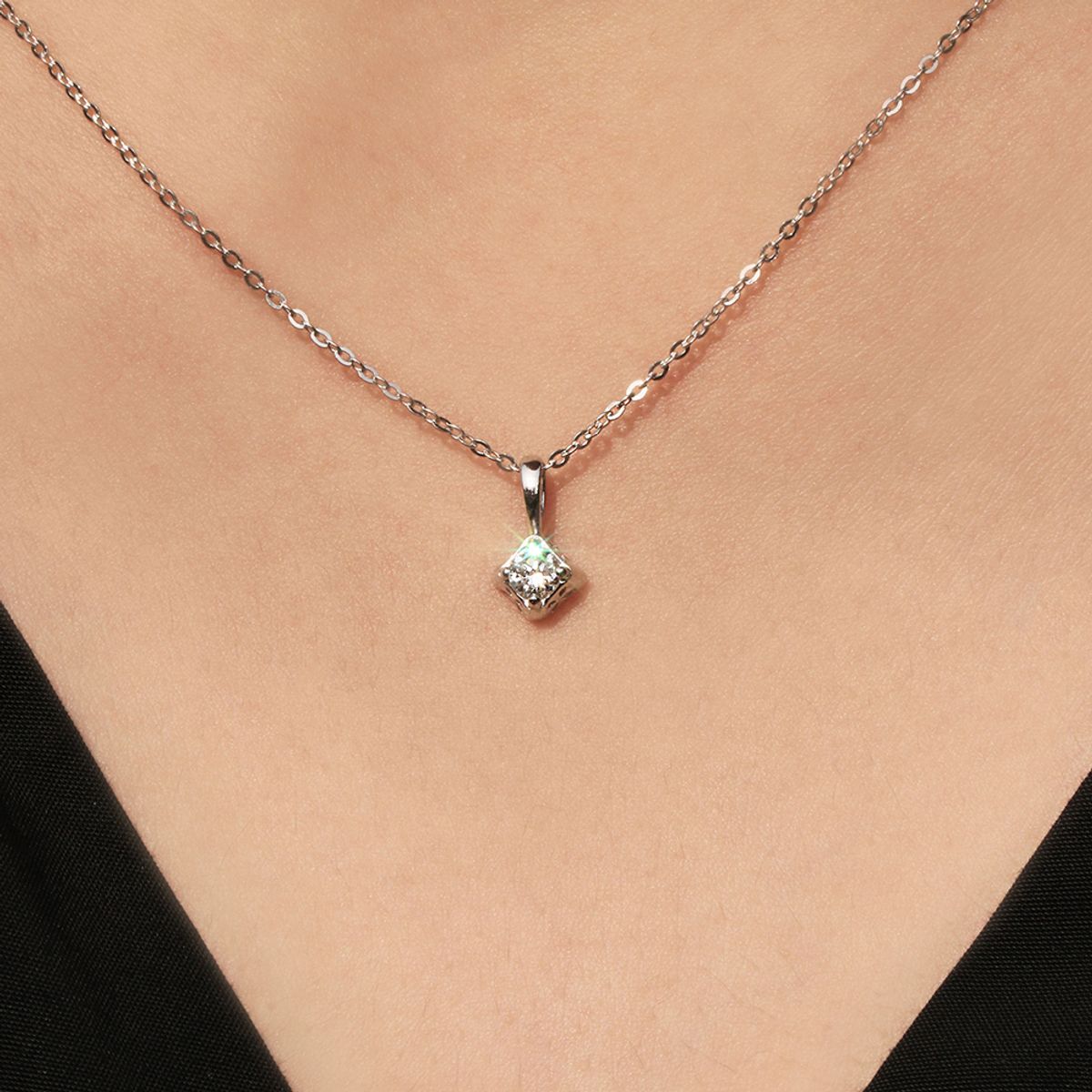 러비앤비(LOVEENB) [14K gold] 노엘 1부5리 0.17ct 랩다이아 목걸이