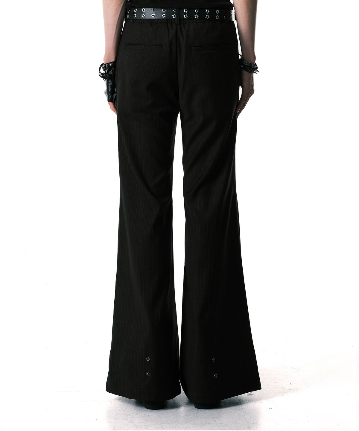 본바이한(BORNBYHAN) STUD STRIPE BOOTCUT TROUSERS BLACK