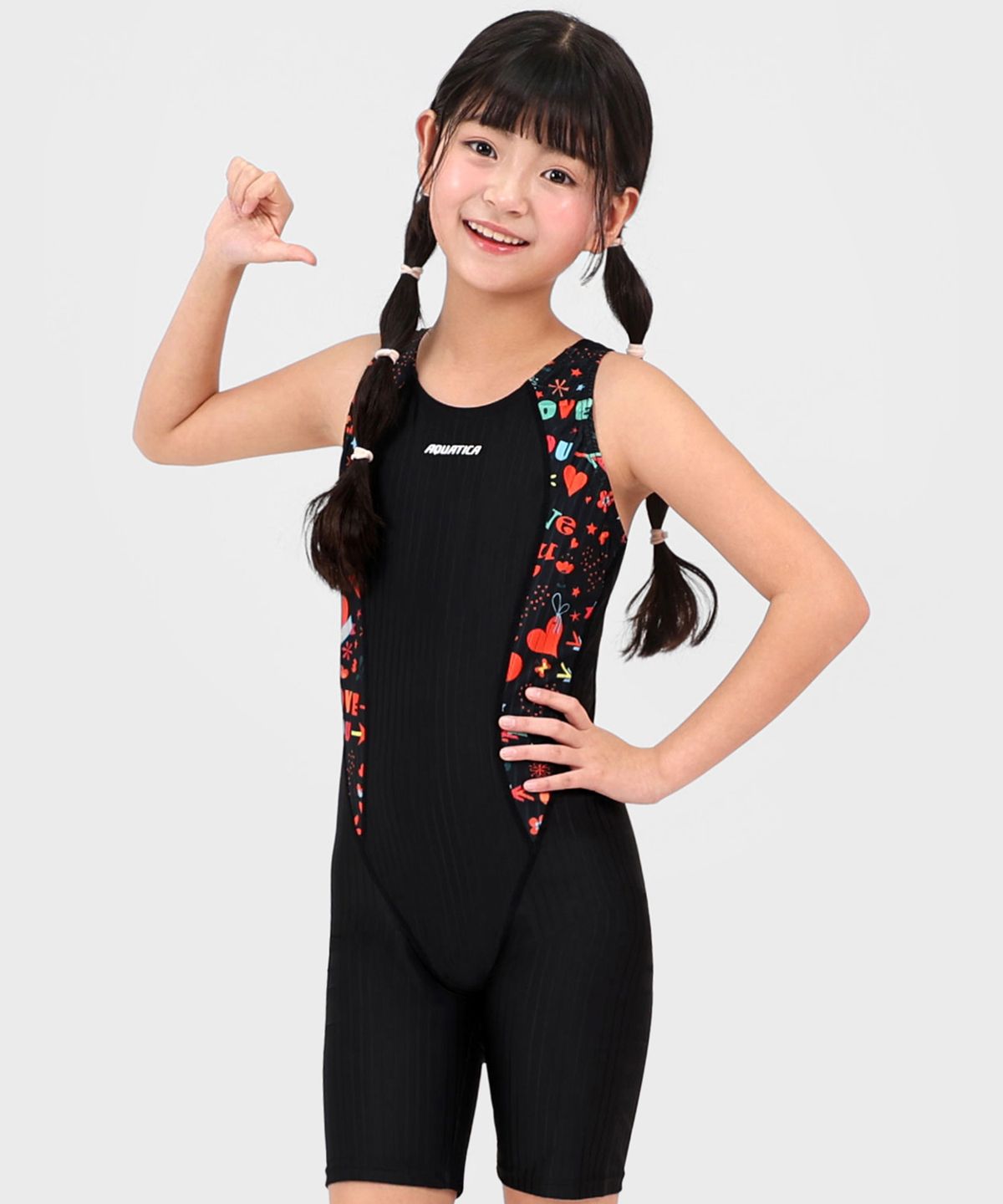 아쿠아티카(AQUATICA) 여아동 실내수영복 AQAJN104 일반용수경 파우치 코클립 6종세트