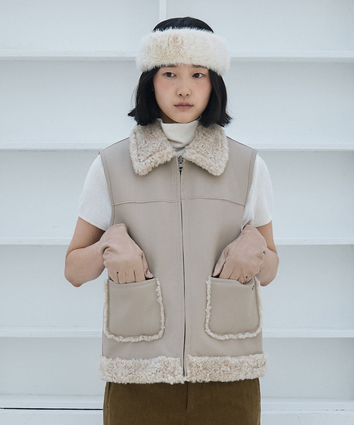 호와스(HOWUS) REVERSIBLE MUSTANG VEST (BEIGE)