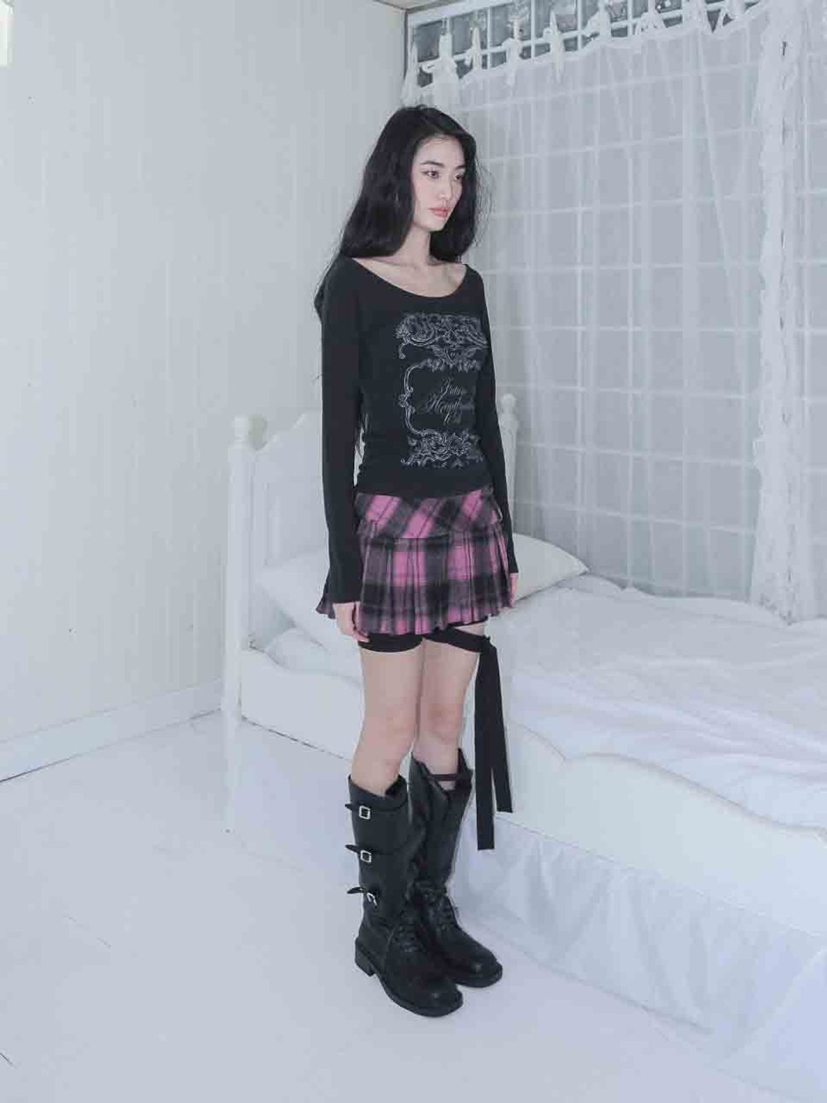 엘프엘프엘프 아카이브스(ELFELFELF ARCHIVES) 엑스 클럽 티셔츠 [블랙]