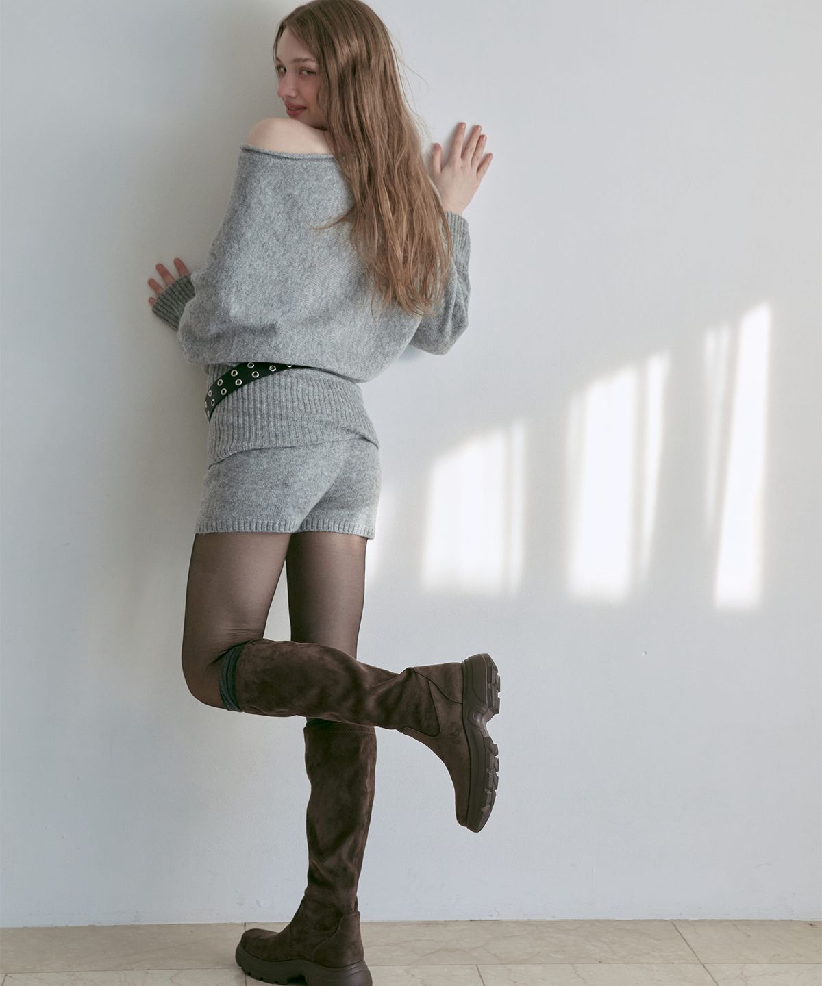 스퍼(SPUR) Cecile Minimal Span Long Boots 롱 부츠 5CM -VA9062 (2color)