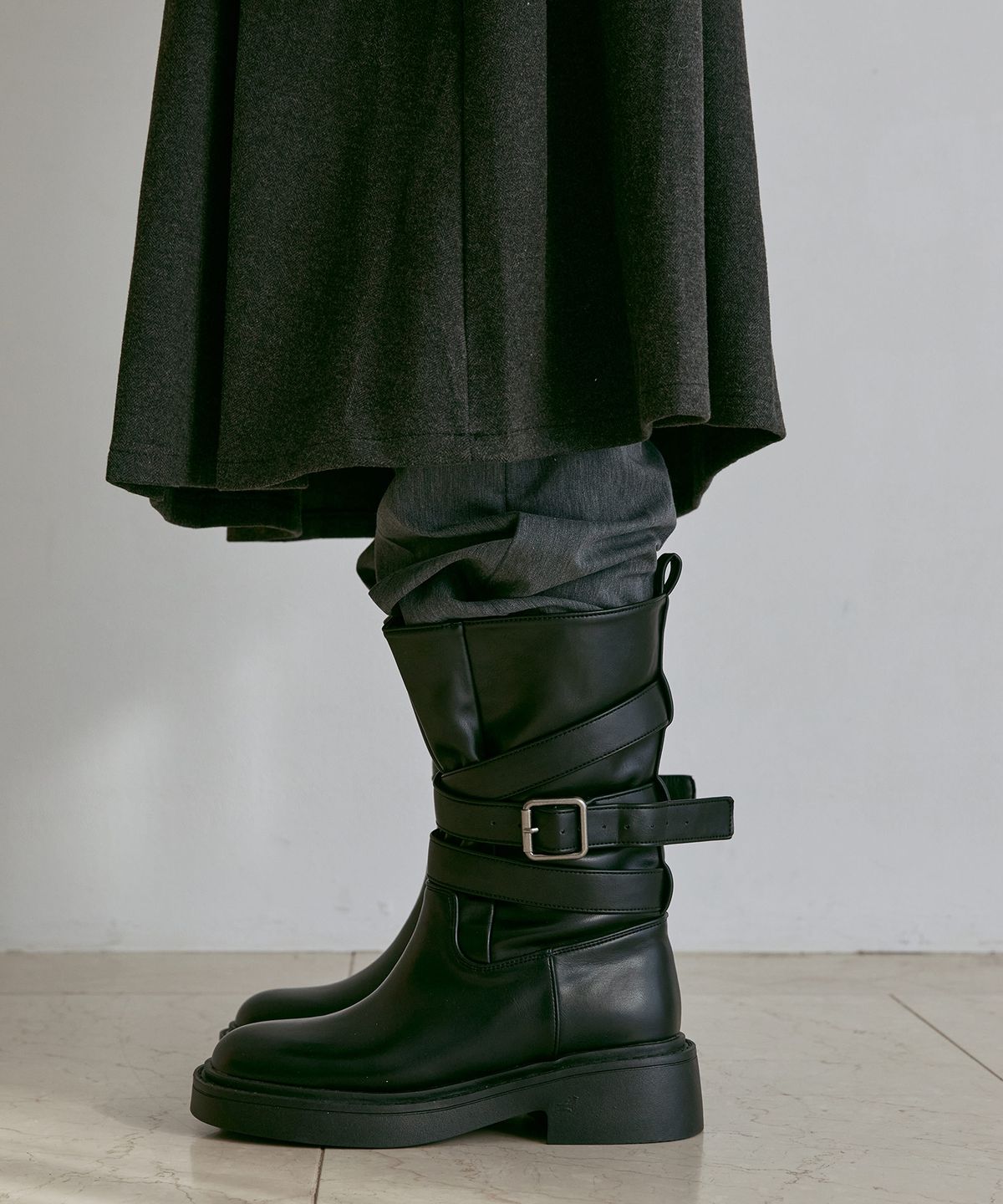 스퍼(SPUR) Keil wrinkle belted mid-boots 벨티드 미들 부츠 5.5CM -VA9073 (2color)