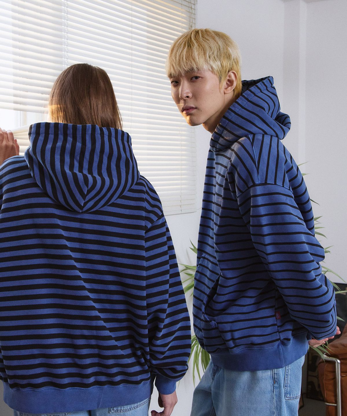 에이던엠(ADERNM) PIGMENT DAILY STRIPE HOODIE (BLUE)