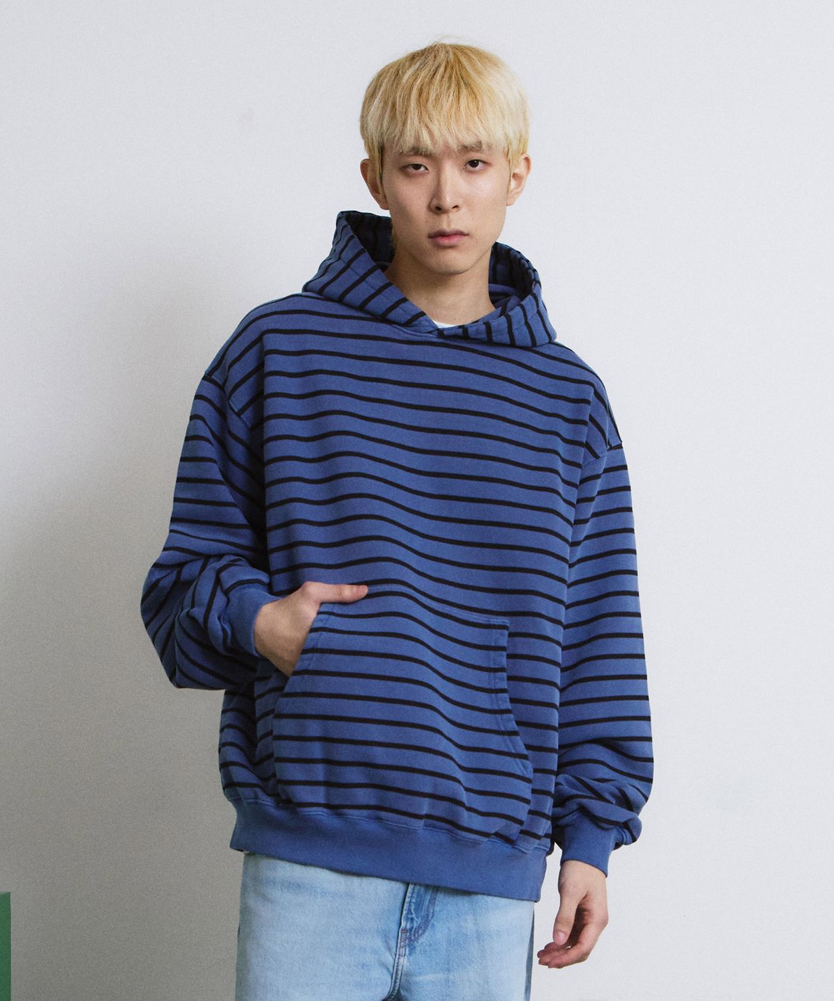 에이던엠(ADERNM) PIGMENT DAILY STRIPE HOODIE (BLUE)
