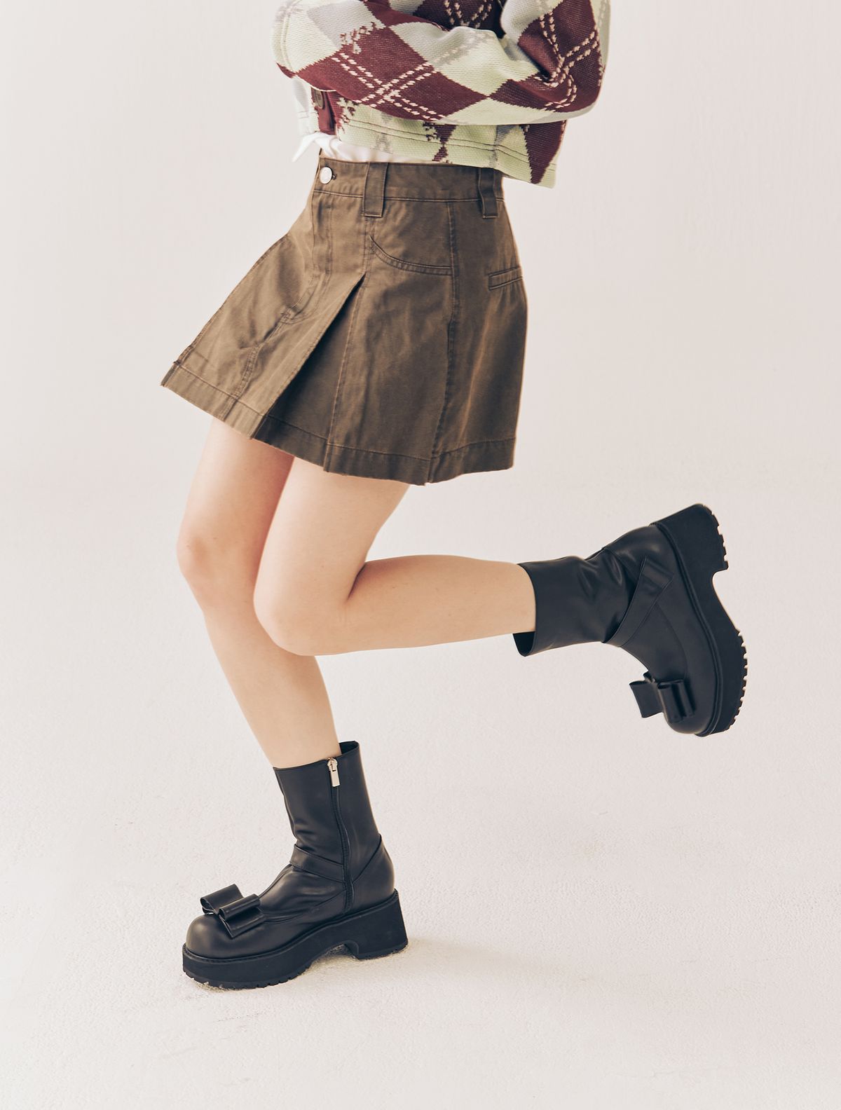 에뗄린(ETELIN) Bizu Ribbon Ankle Boots - Pale Black