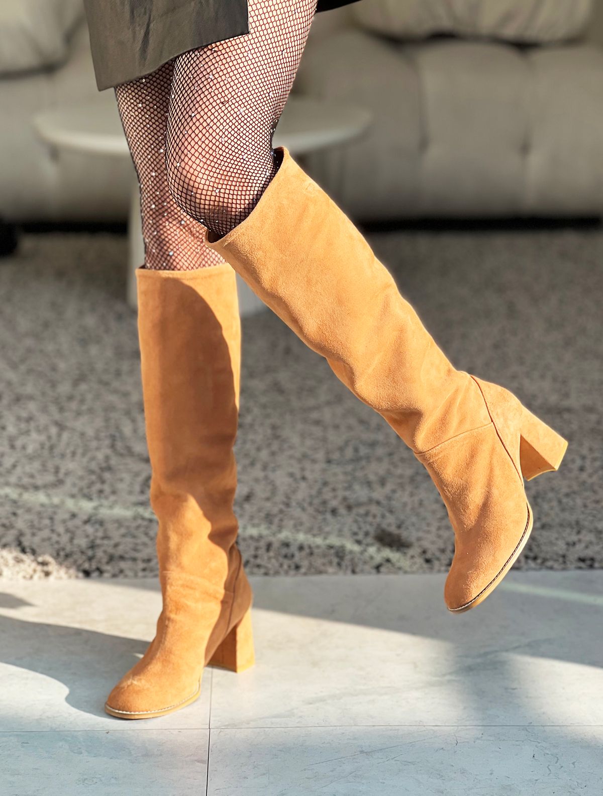 에뗄린(ETELIN) Suede Pop Long Boots - Camel Brown