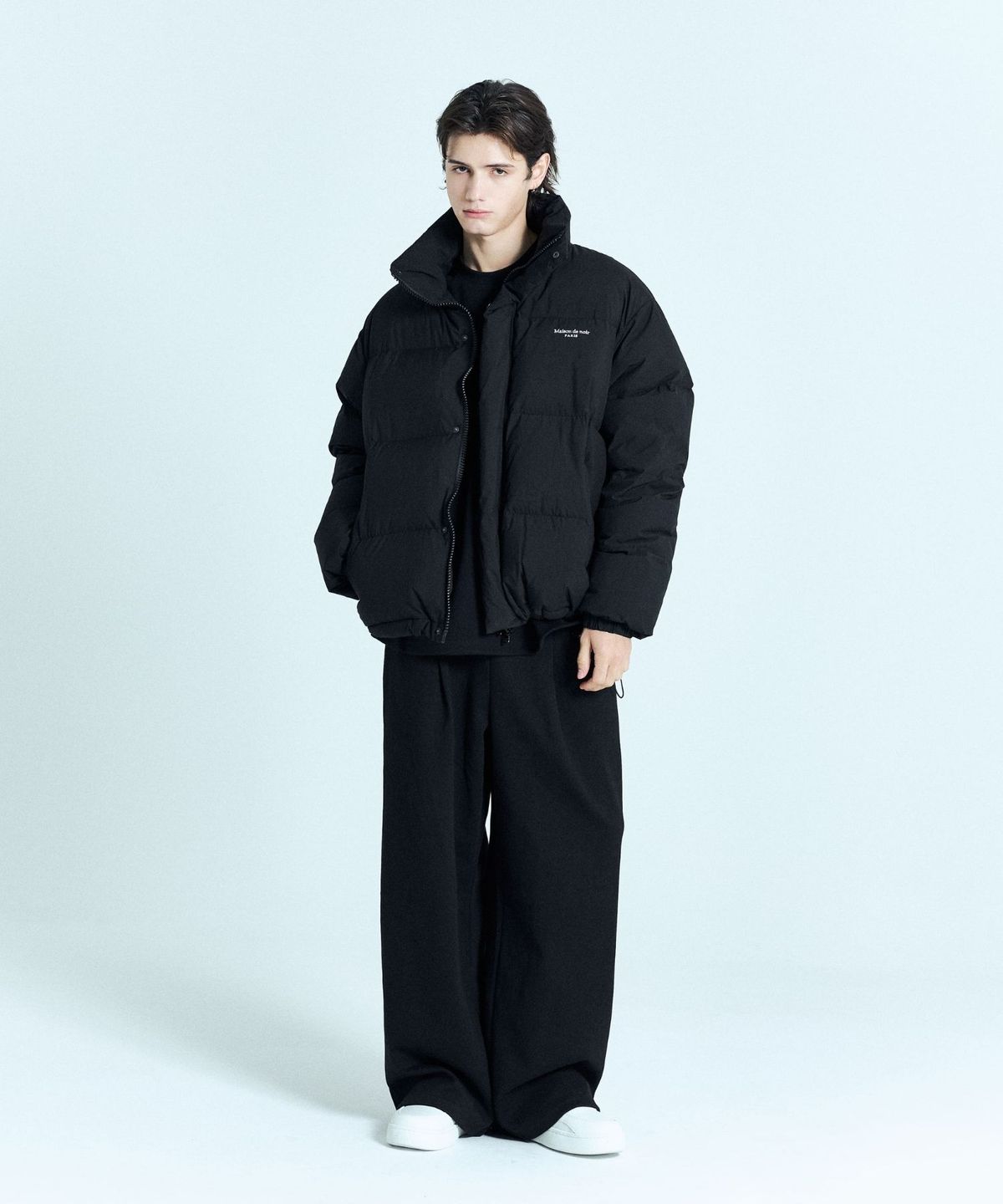 메종 드 누아(MAISON DE NOIR) EMBLÈME QUILTED DUCK DOWN JUMPER