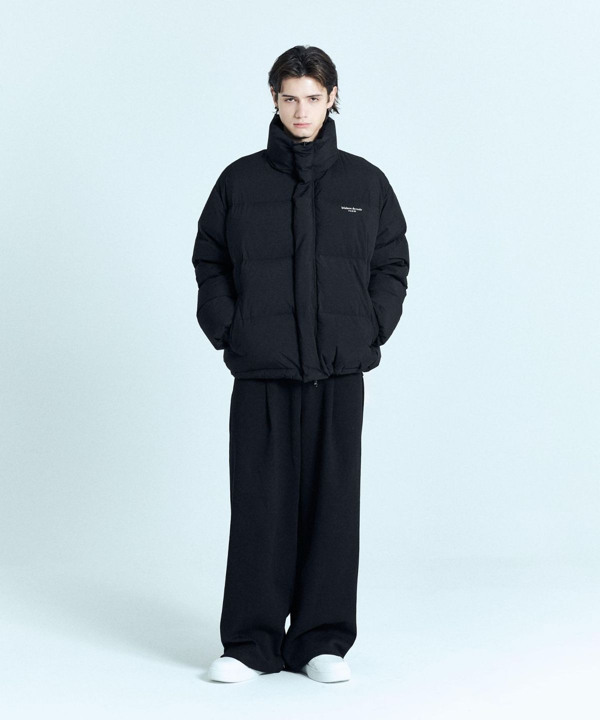 메종 드 누아(MAISON DE NOIR) EMBLÈME QUILTED DUCK DOWN JUMPER