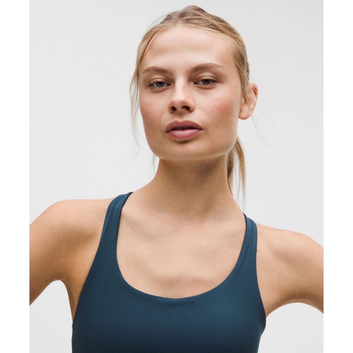 룰루레몬(LULULEMON) 에너지 롱라인 브라 미디엄 서포트, B–D컵 *에볼브