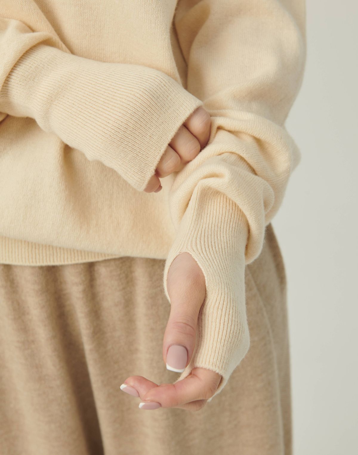 베이스스레드(BASETHREAD) Mock Neck Hooded Knit_IVORY