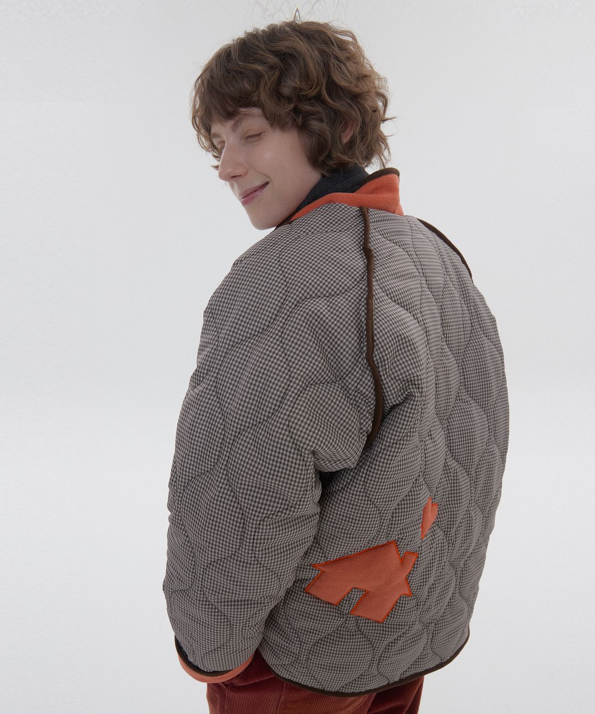 바니쉬먼트(VANISHMENT) Fleece quilted reversible jumper_orange