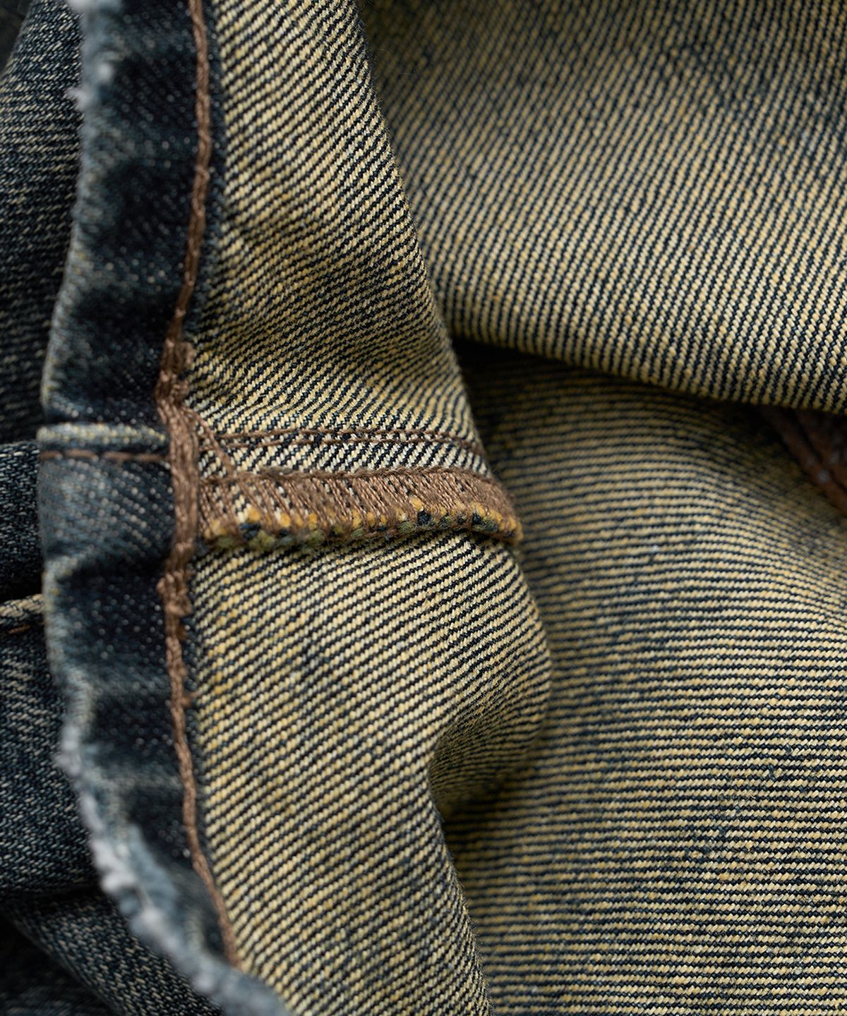 미드업데이트(MIDUPDATE) Vintage Destroyed Denim Pants