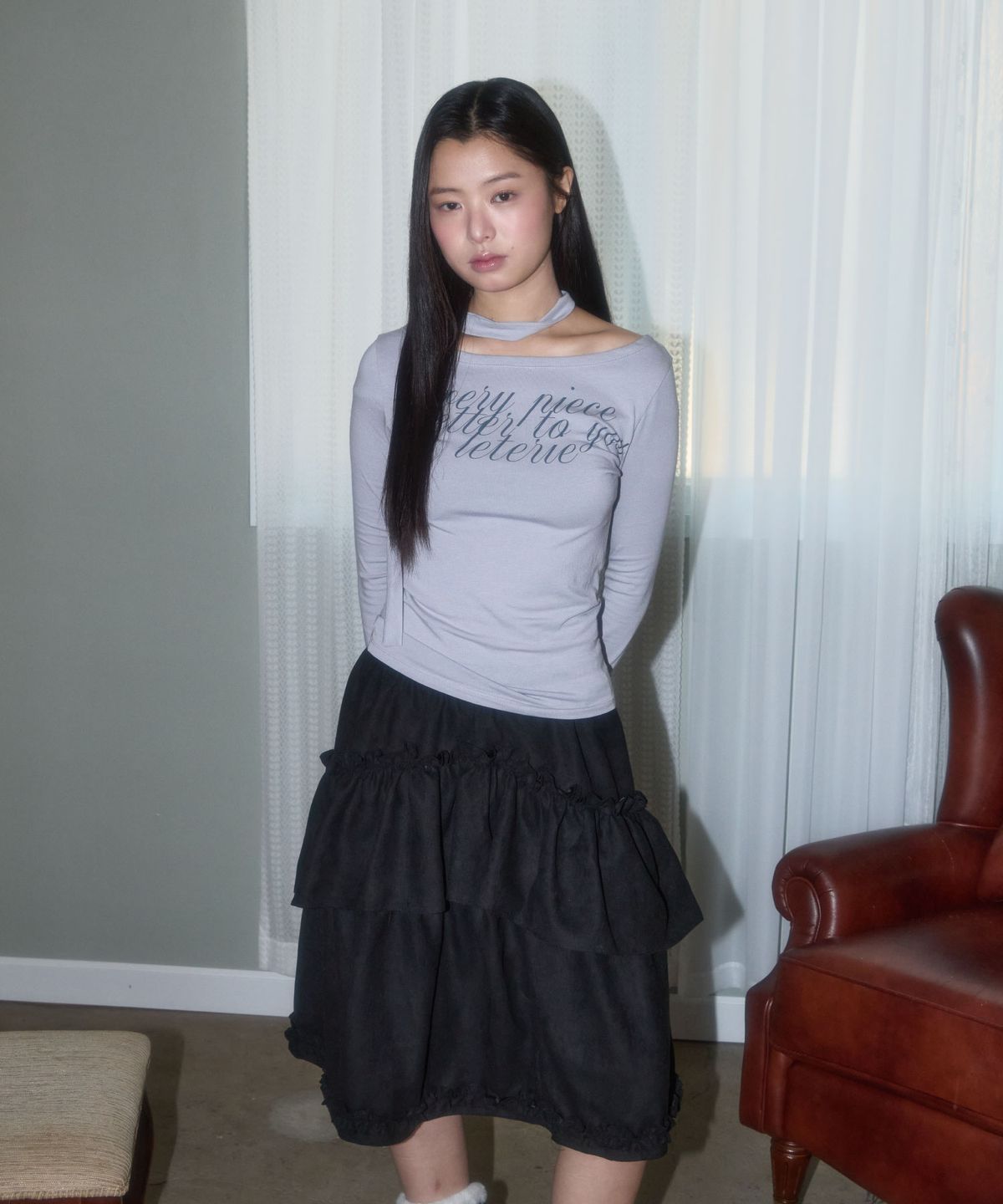 레터리(LETERIE) LETTERING OFF-SHOULDER TIE LONG SLEEVE_6COLOR