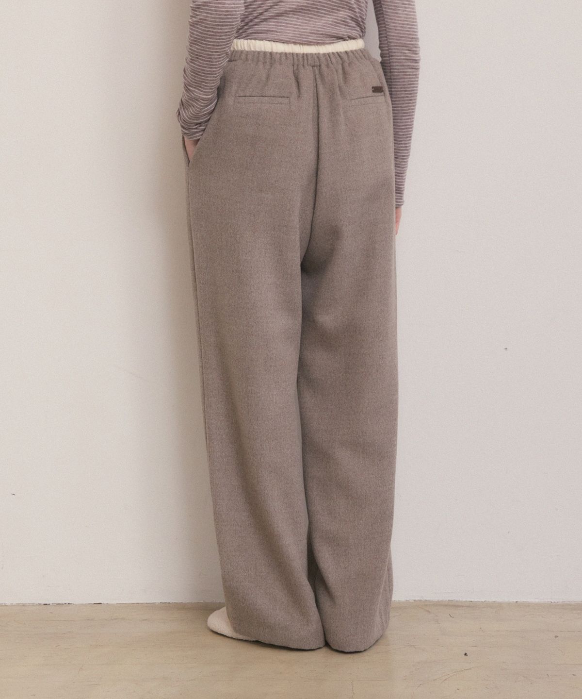 어다울(ADAUL) Banding string layered slacks - beige