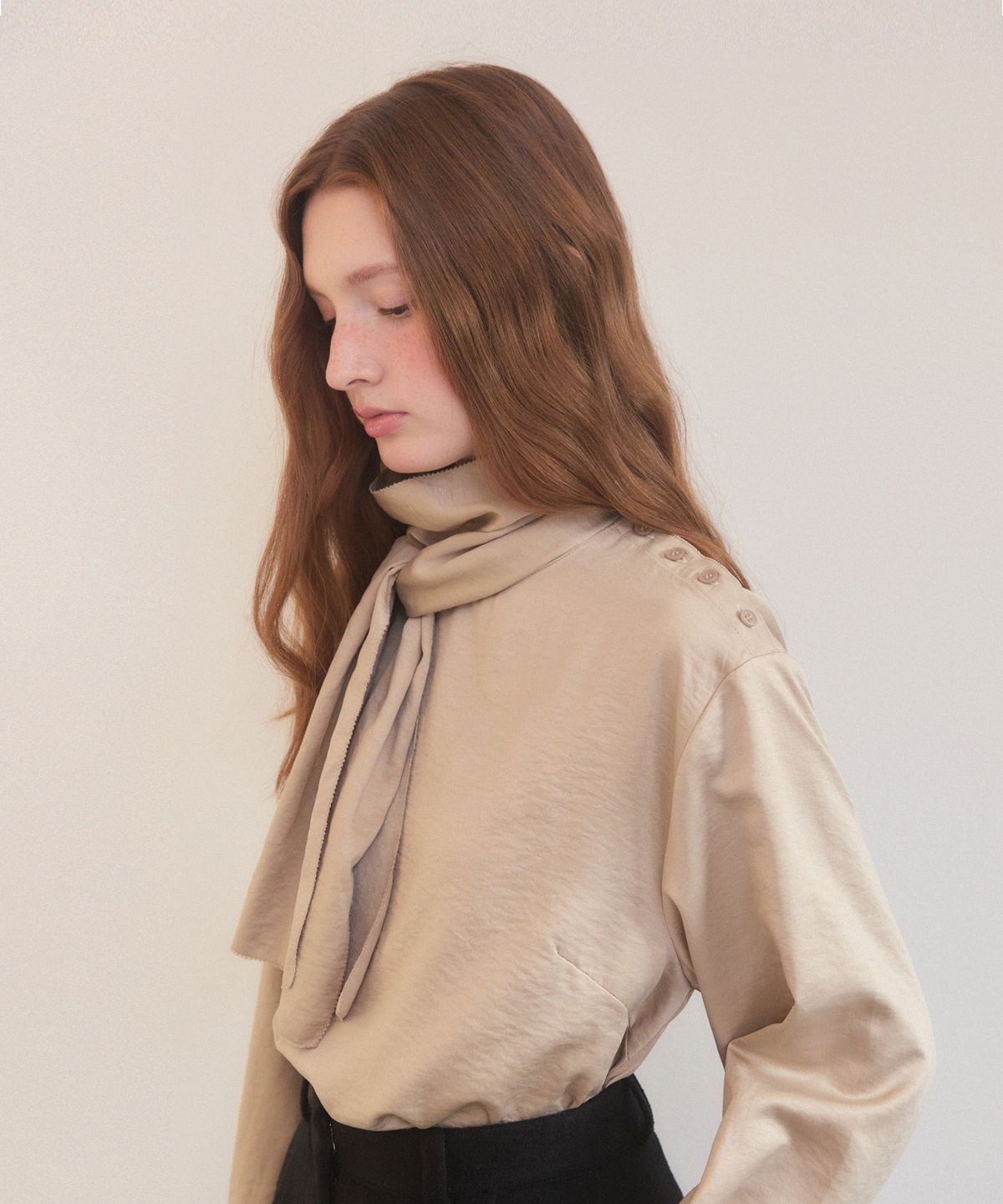 어다울(ADAUL) Satin side button scarf neck blouse - beige