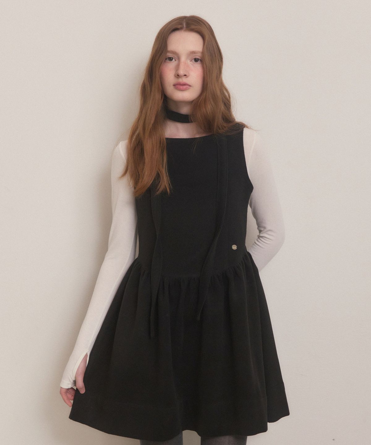 어다울(ADAUL) Double flare winter mini dress - black