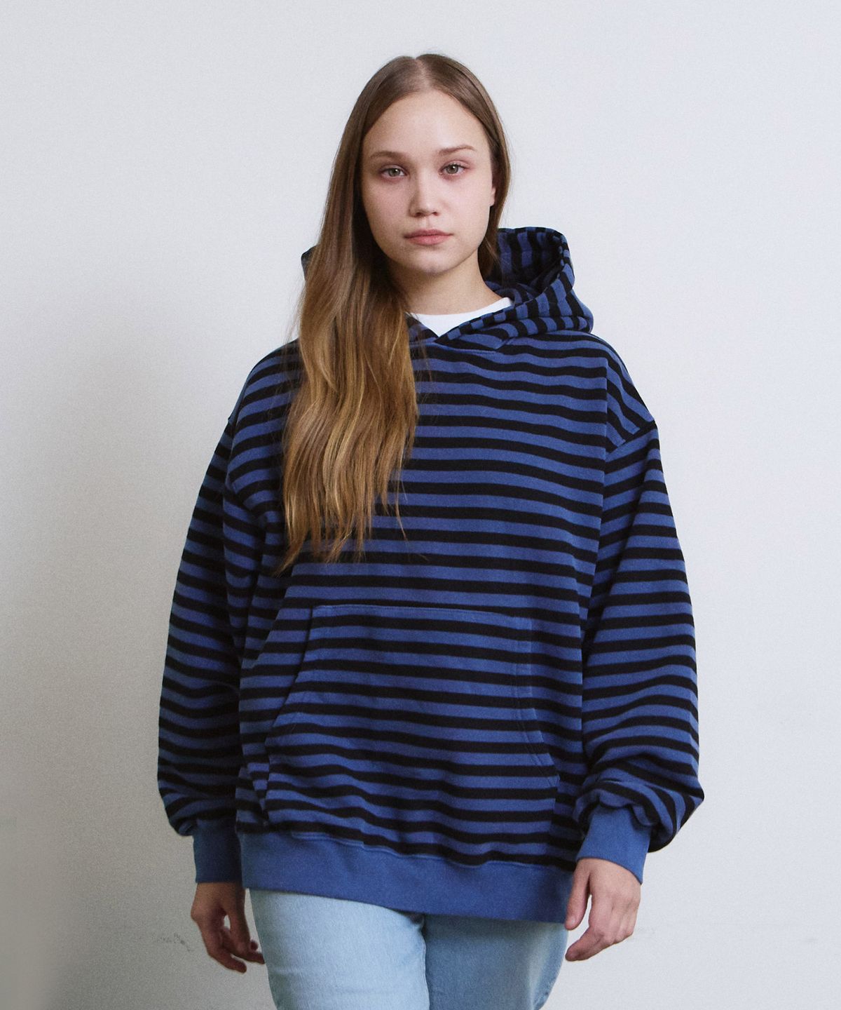 에이던엠(ADERNM) PIGMENT DYED STRIPE LINE HOODIE (BLUE)