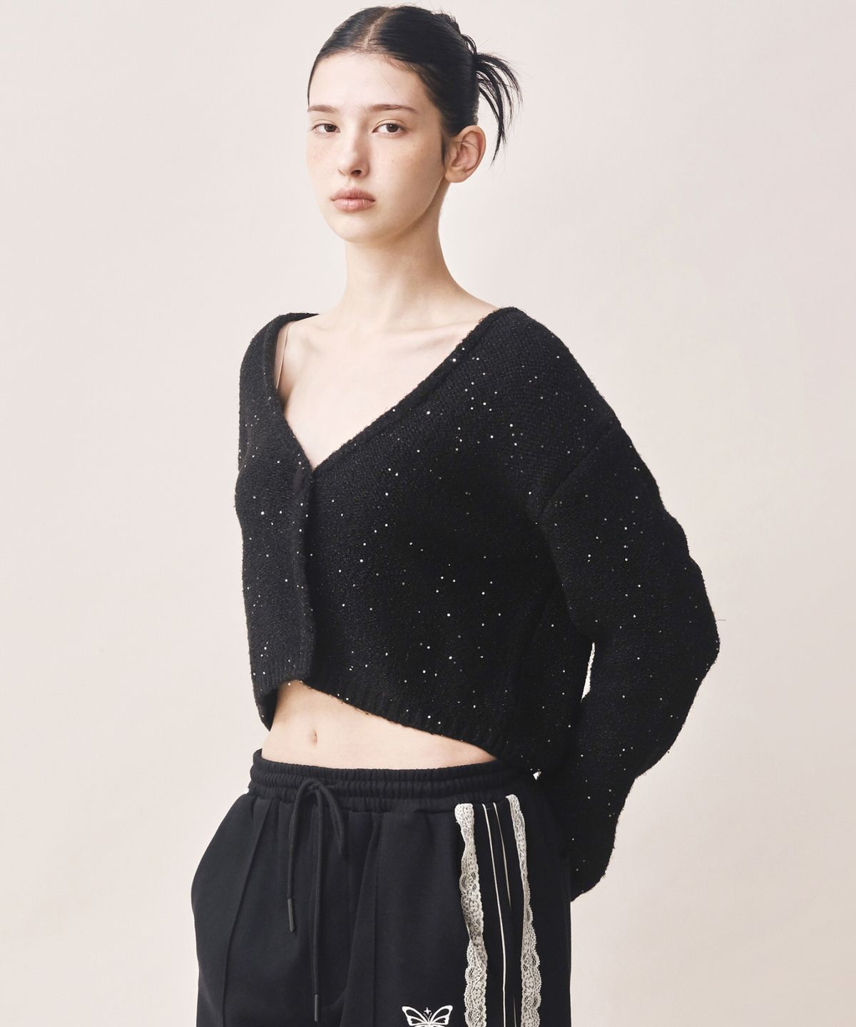 닉앤니콜(NICK&NICOLE) TWINKLE CROP WOOL KNIT CARDIGAN_BLACK