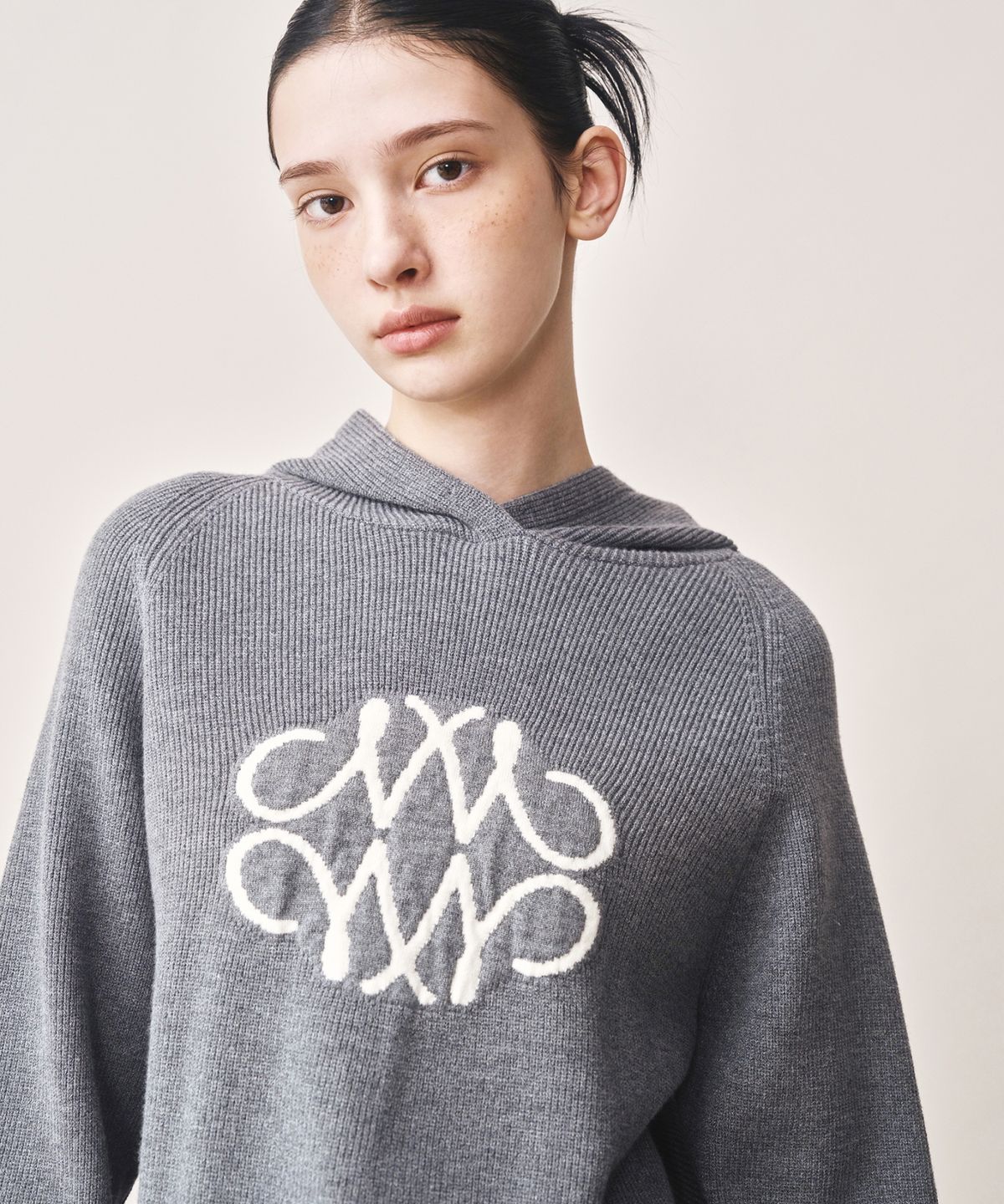닉앤니콜(NICK&NICOLE) SOFT SYMBOL TEXTURE HOODED KNIT_GRAY