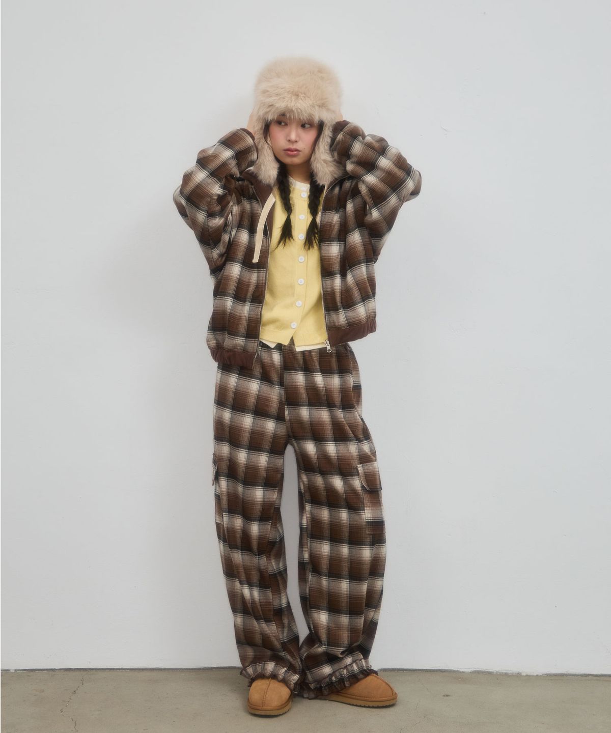 레터리(LETERIE) CHECK REVERSIBLE HOOD ZIP-UP_BROWN
