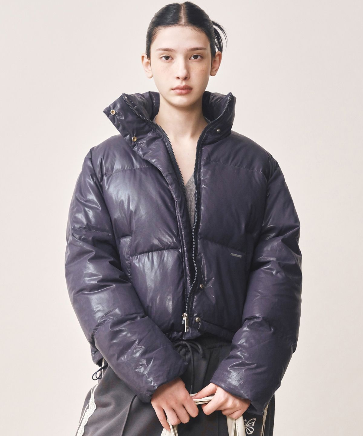 닉앤니콜(NICK&NICOLE) NICOLE GLOSSY SHORT PUFFER PADDING_NAVY