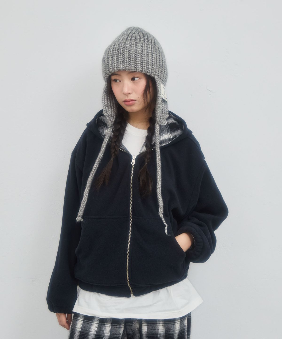 레터리(LETERIE) CHECK REVERSIBLE HOOD ZIP-UP_NAVY
