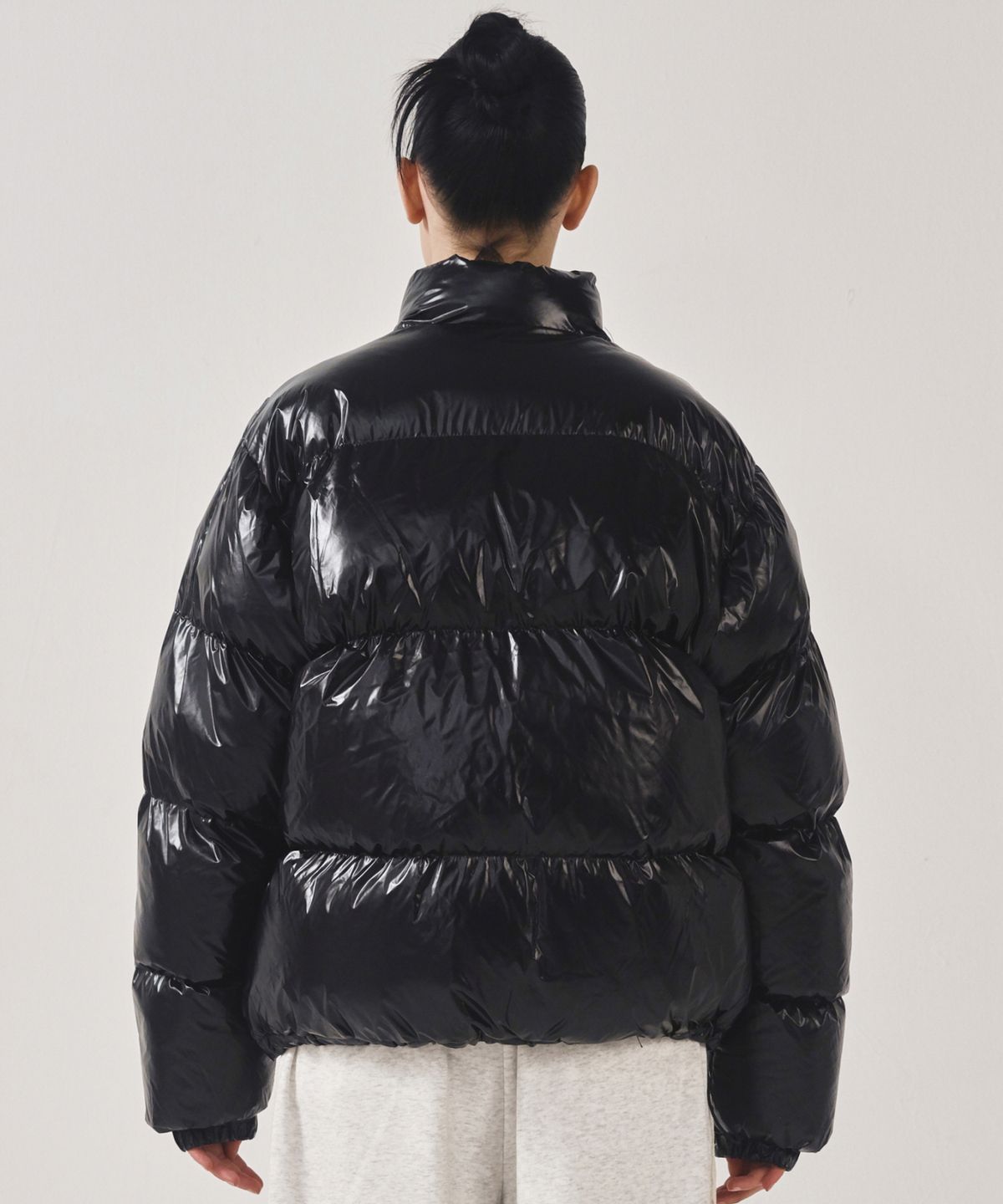 닉앤니콜(NICK&NICOLE) NICOLE BUTTERFLY GLOSSY PUFFER PADDING_BLACK