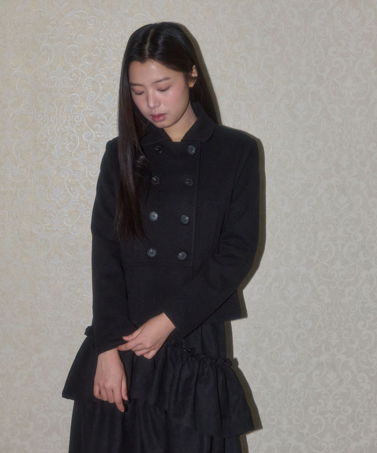 레터리(LETERIE) DOUBLE-BUTTON PLEATED COAT_BLACK