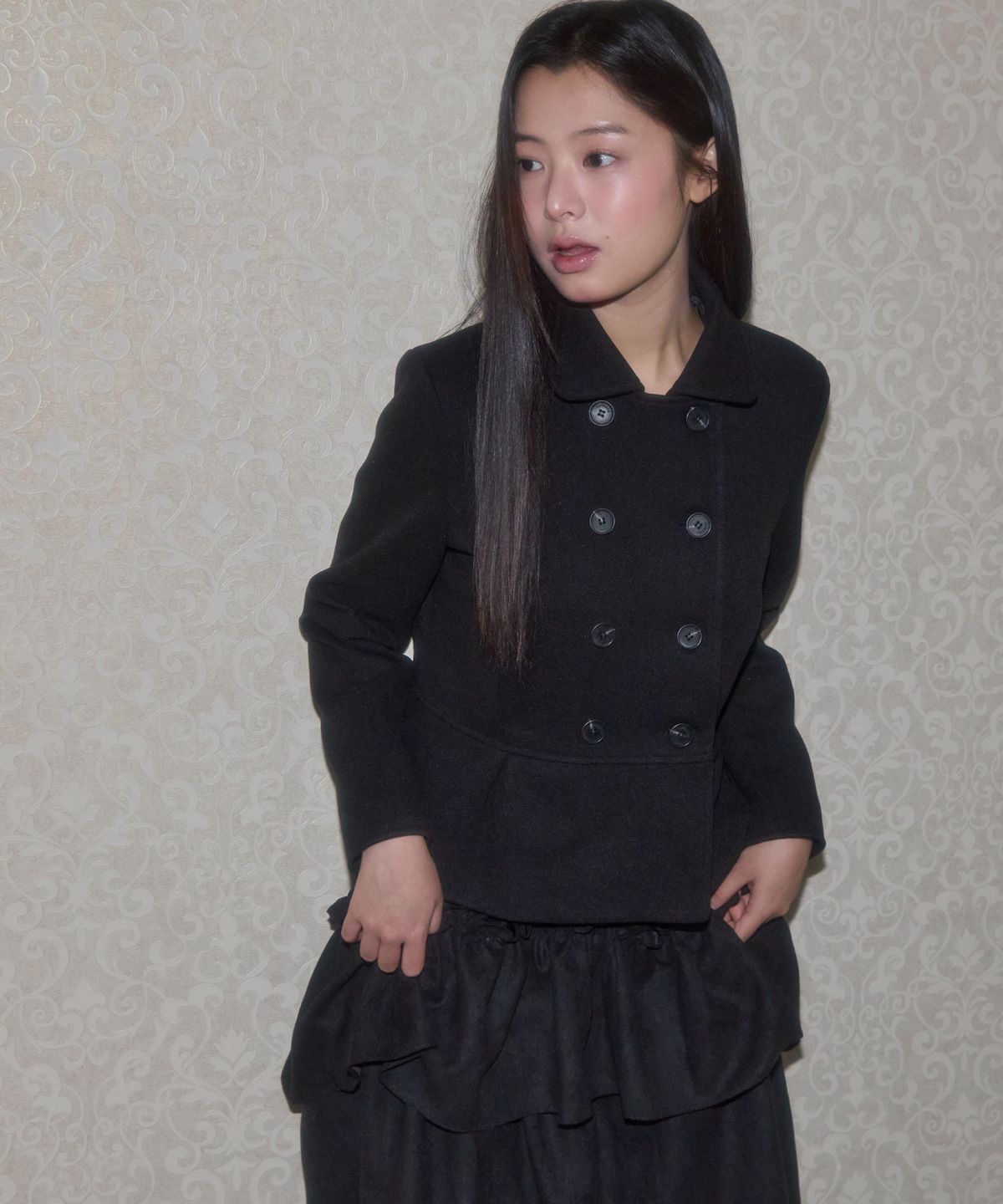 레터리(LETERIE) DOUBLE-BUTTON PLEATED COAT_BLACK