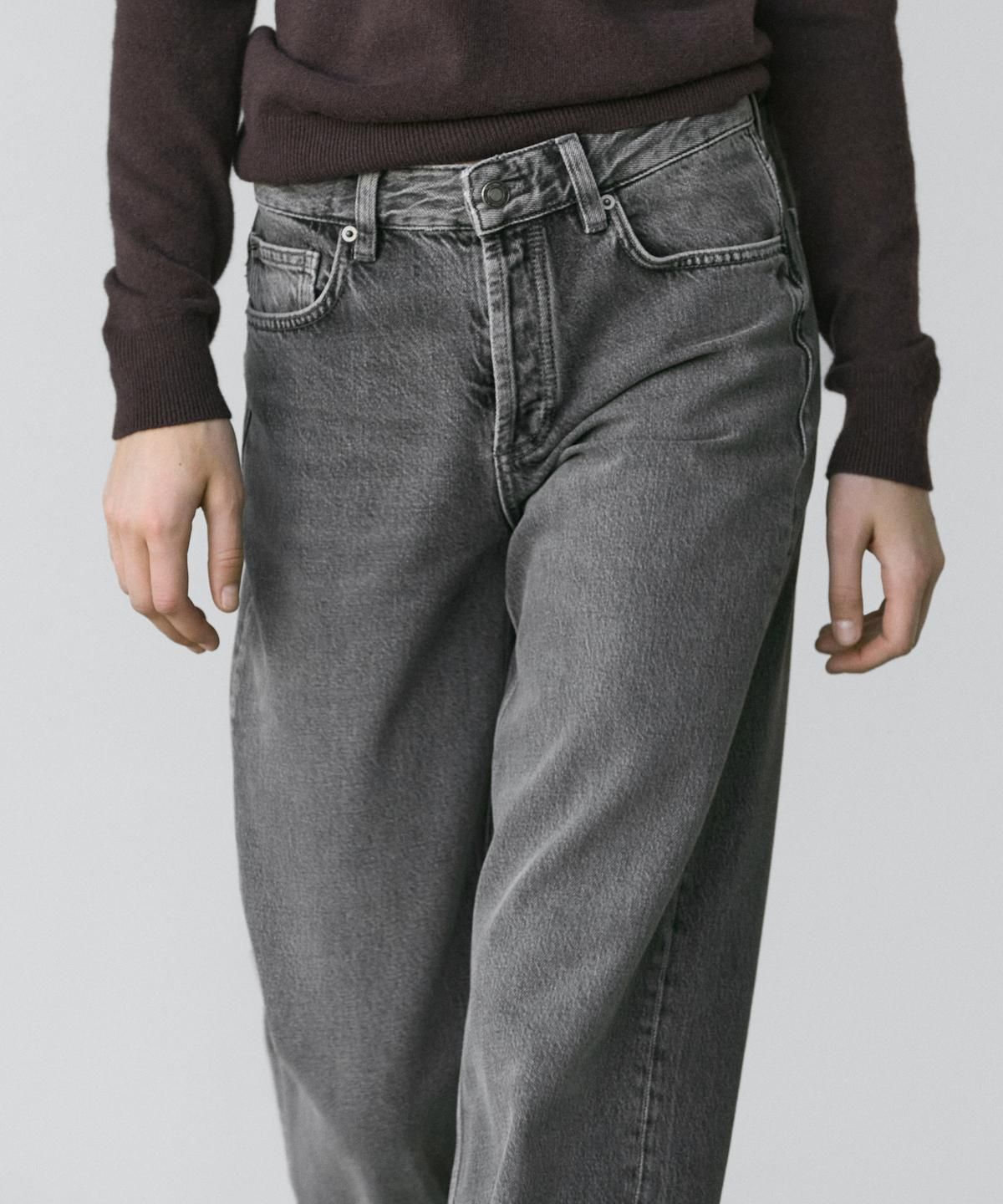 마시모두띠(MASSIMO DUTTI) 미드라이즈 와이드 레그 진
