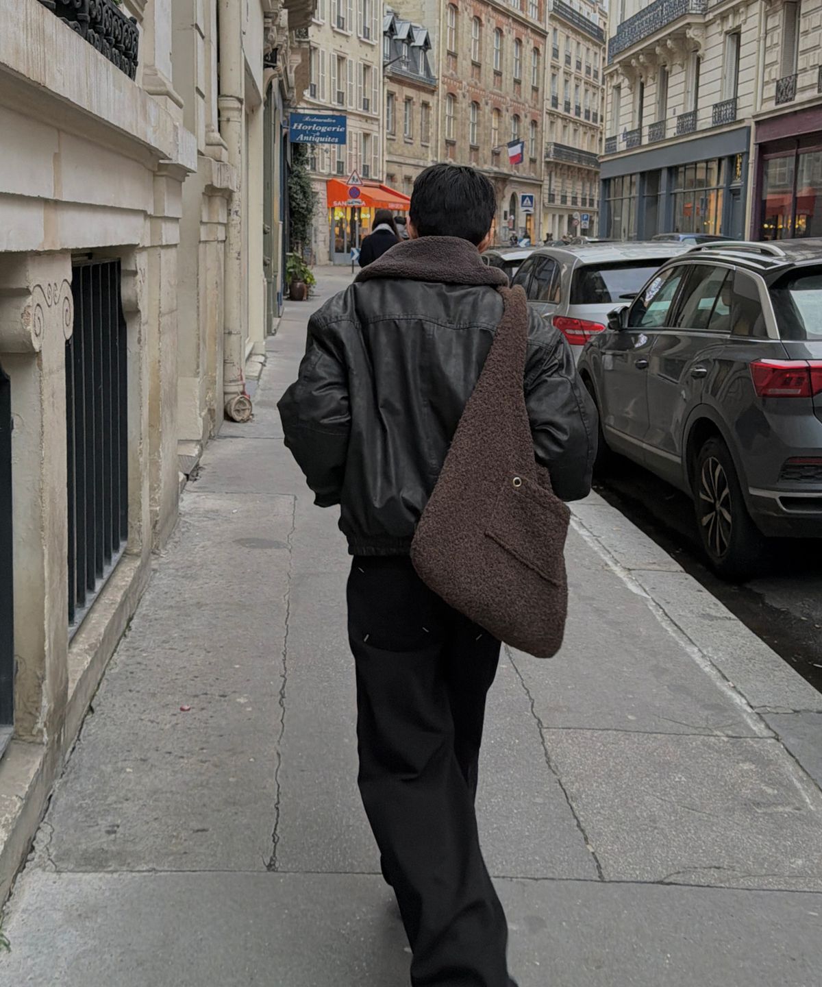레터리(LETERIE) BOUCLE REVERSIBLE SHOULDER BAG_BROWN