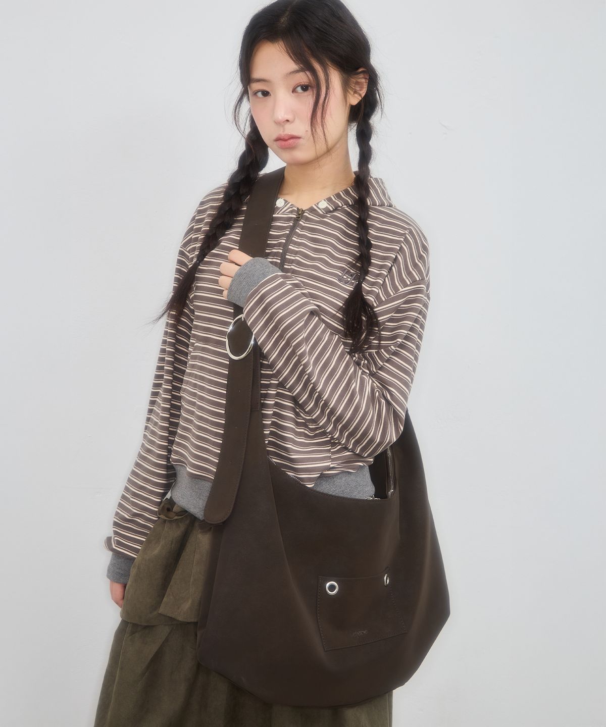 레터리(LETERIE) RING BUCKLE SHOULDER BIG BAG_DARK BROWN