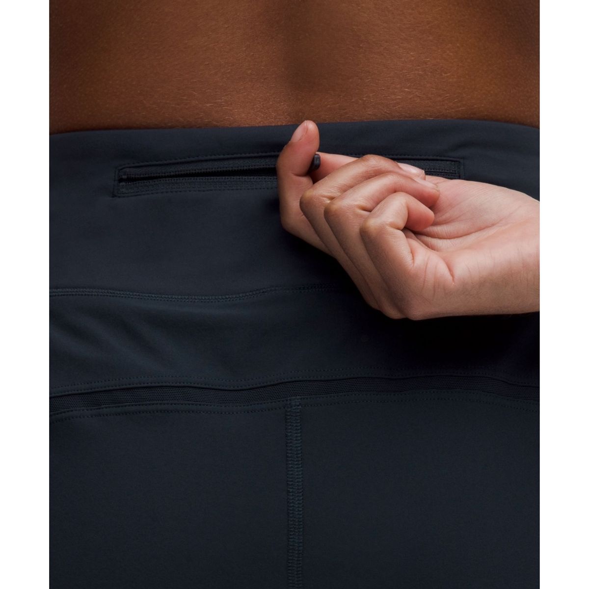 룰루레몬(LULULEMON) 스피드 업 하이라이즈 쇼츠 2.5inch *업데이트  TRNV