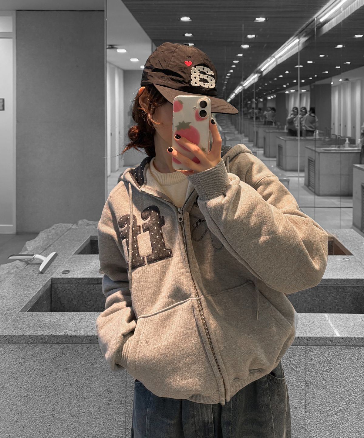 딜레이오프(DELAYOFF) 패치워크 아플리케 후드 집업 [네이비]
