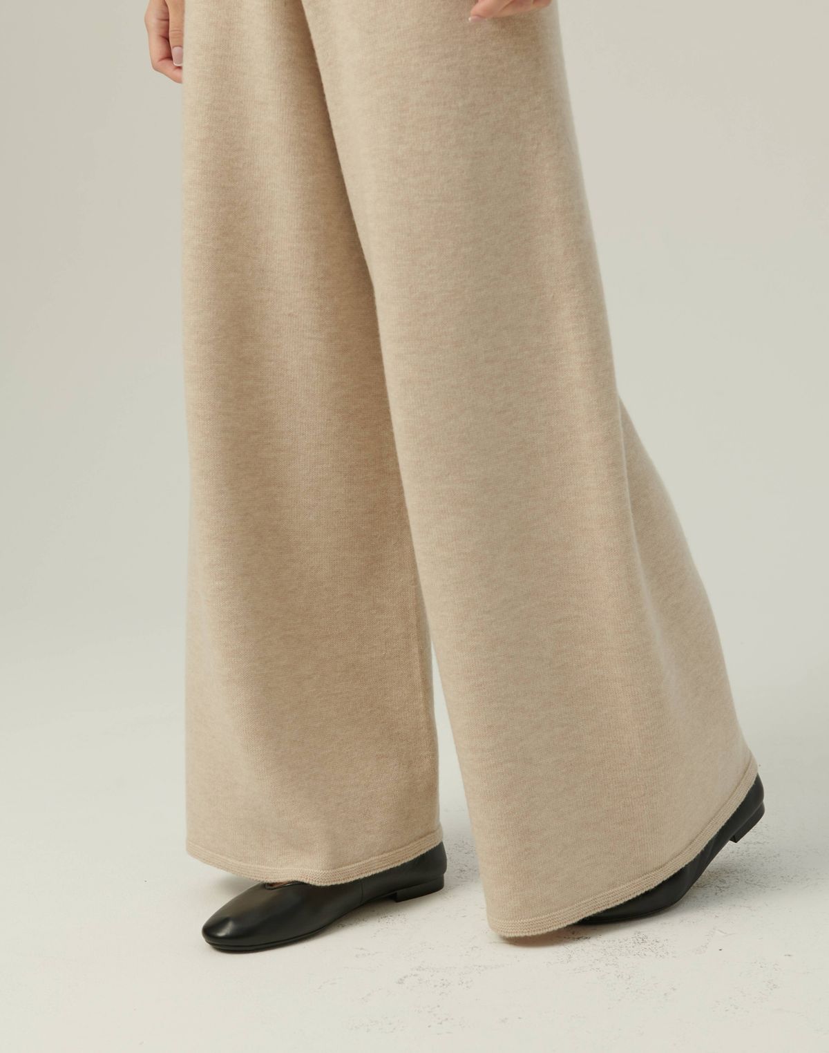 베이스스레드(BASETHREAD) Relaxed Wide Knit Pants_BEIGE