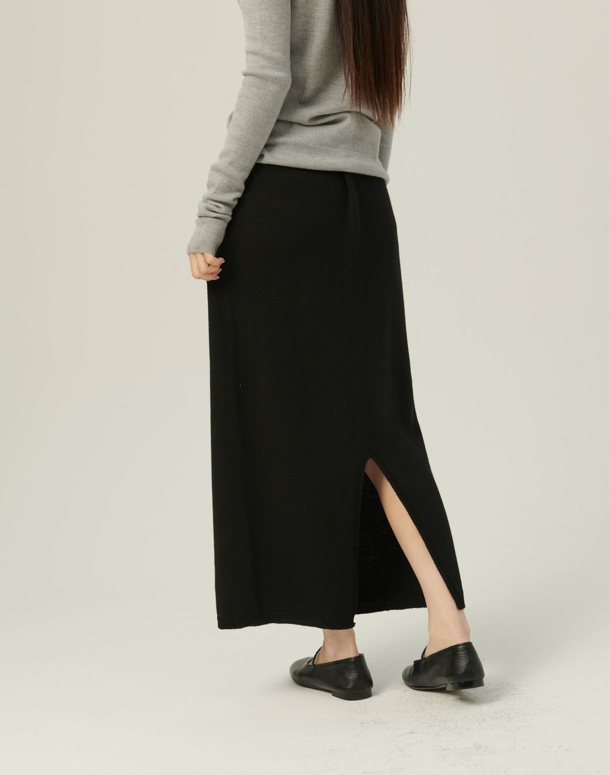 베이스스레드(BASETHREAD) Back Slit H-Line Knit Skirt_BLACK