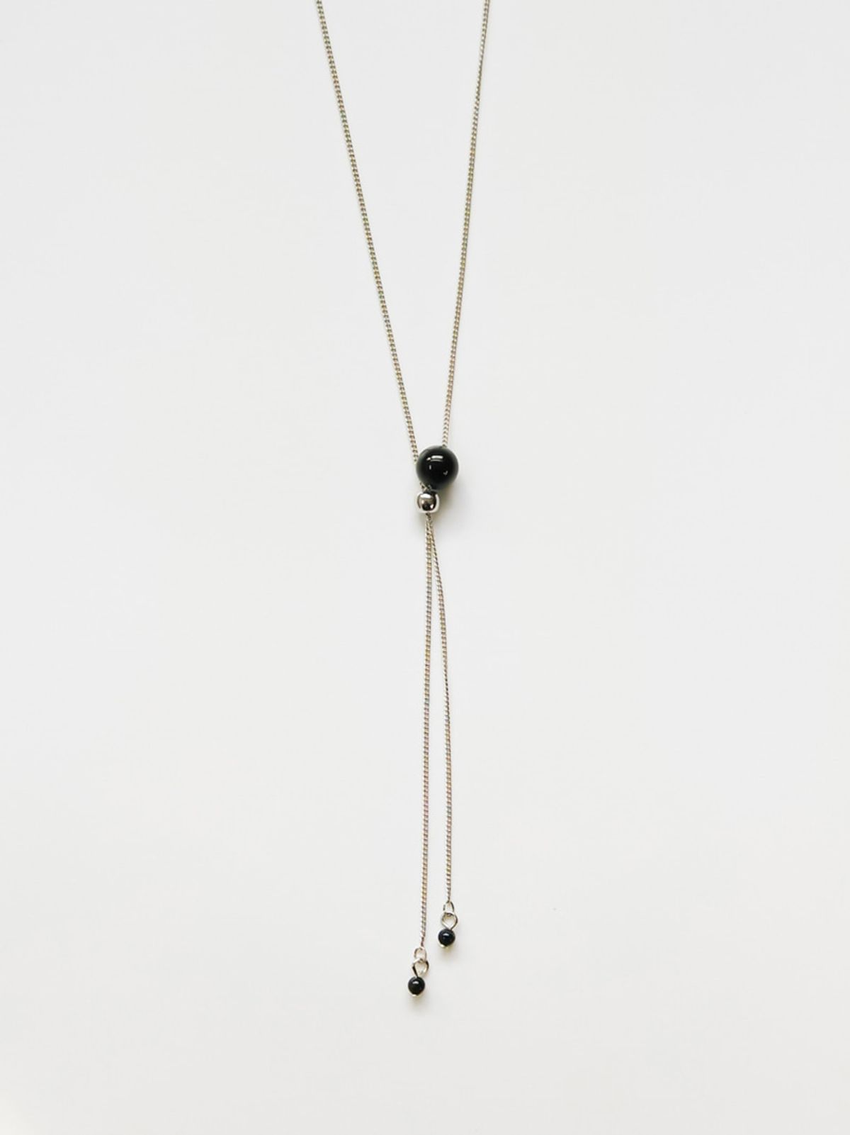 소수(SOSOO) Round Onyx Simple Chain Necklace