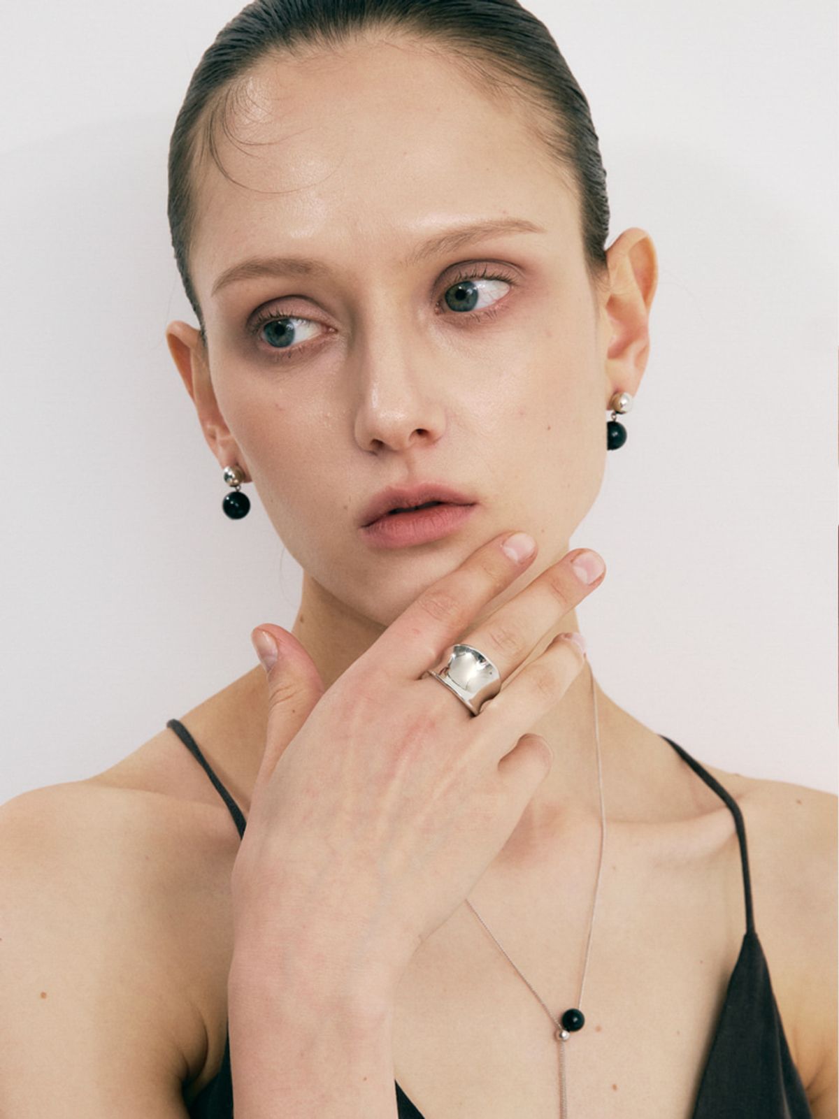 소수(SOSOO) Wide Bold Ring